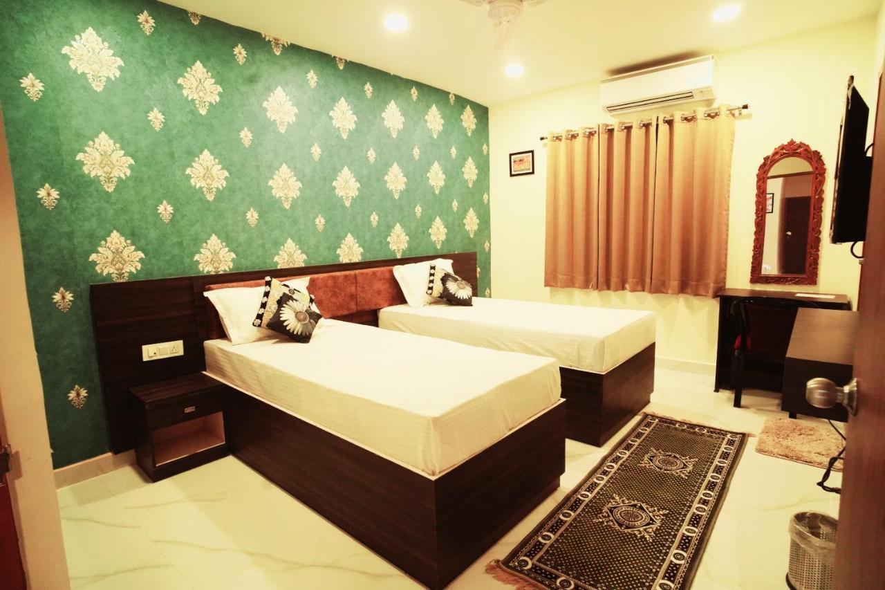 Anand Kanan Varanasi Exterior foto